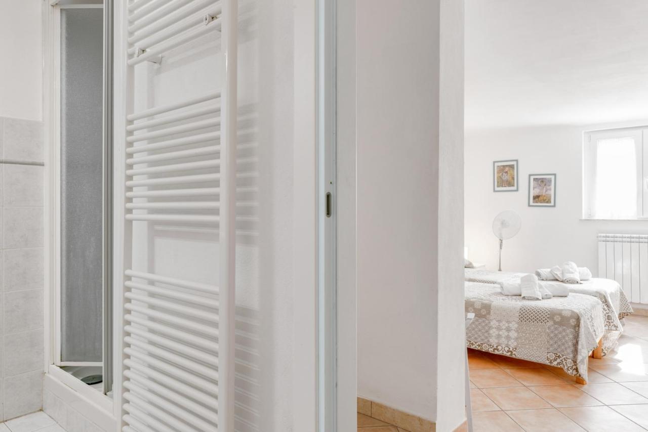 La Spezia Migliarina Bedrooms Exterior foto